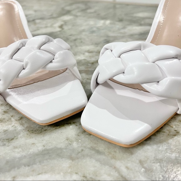 NIB SHEIN White Braided Strap Block Heels Slide Mules Heels Size 6 - Picture 5 of 13